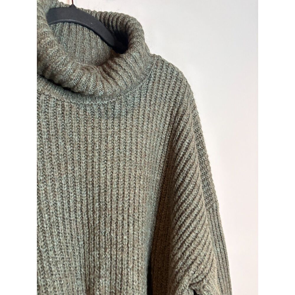 Old Navy Tunic Length green chunky sweater - Picture 5 of 5